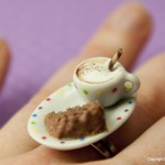 Cake_and_Cappuccino_Ring_by_Hummingbird_Miniatures
