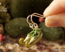 Leprechaun_Shoes_Earrings_by_Pixie_Dust_Miniatures